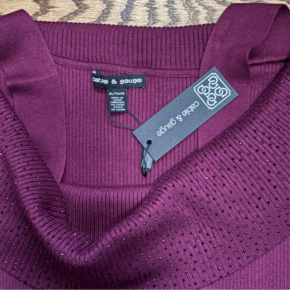 Cable & Gauge Embellished Off the Shoulder Sweater - size XL NWT - Picture 4 of 6